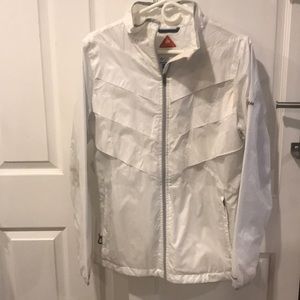 Columbia windbreaker